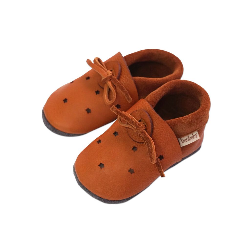 Baobaby Sandalen – Stars Hazelnut M – – MamaMilla